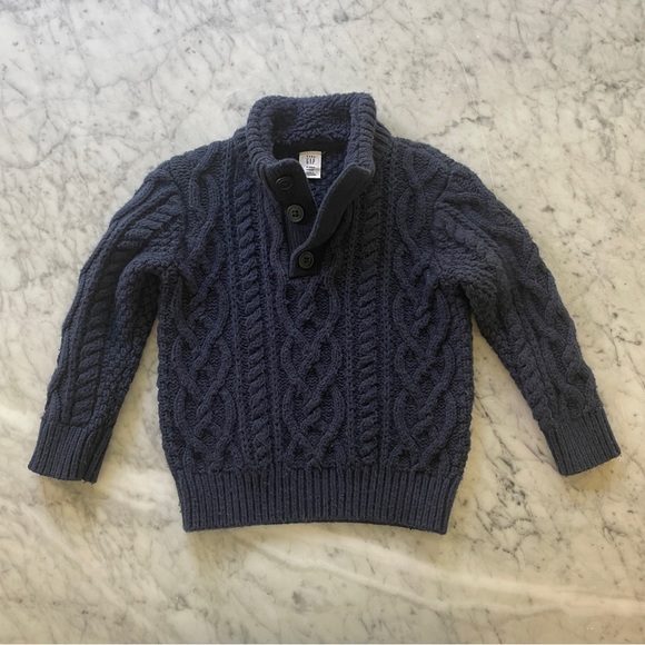 Gap Toddler Boy Cable-knit Sweater in Navy - 4T Boy’s Sweater with Fleece Lining - Picture 1 of 4